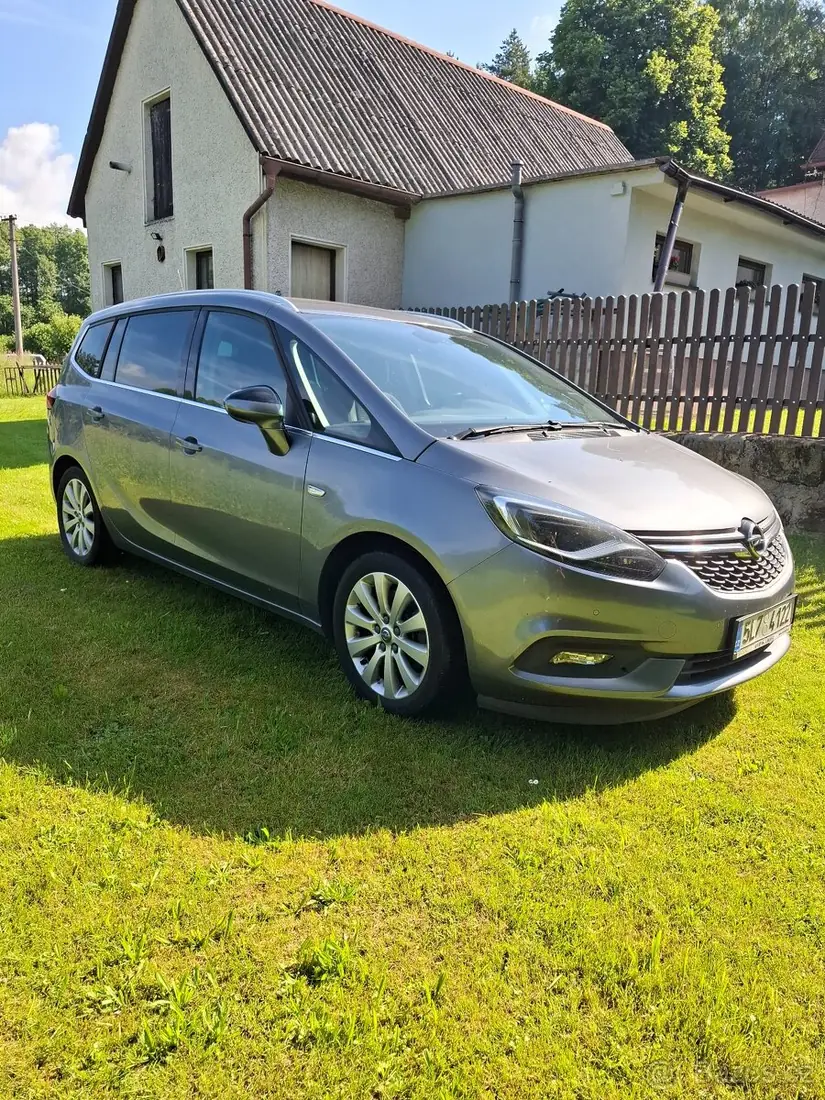 Opel Zafira Tourer 1.6 Turbo 2